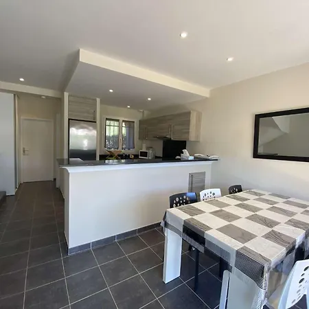 Sm410-010 Maxime Maison 4 Pieces 6 Couchages Avec Parking 别墅 *